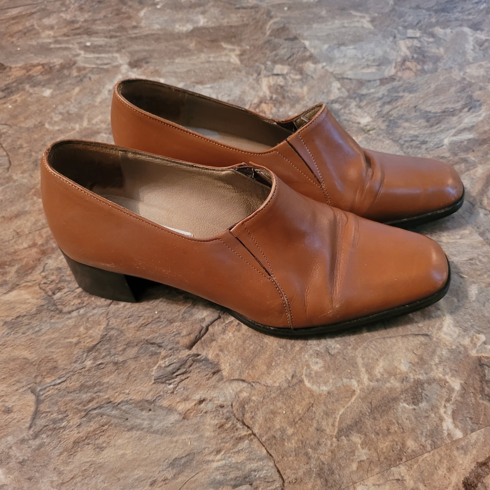 Classic Tan Women's Loafers